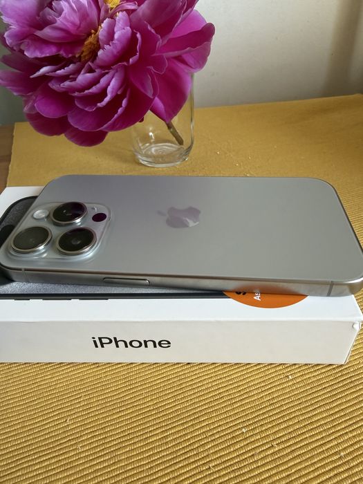 Iphone 15 pro 256 natural titanium