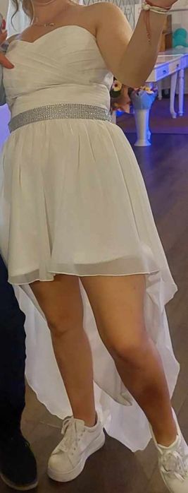 Vând rochie de mireasă