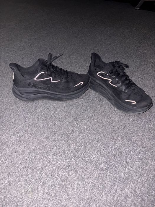 Adidasi hoka clifton 10