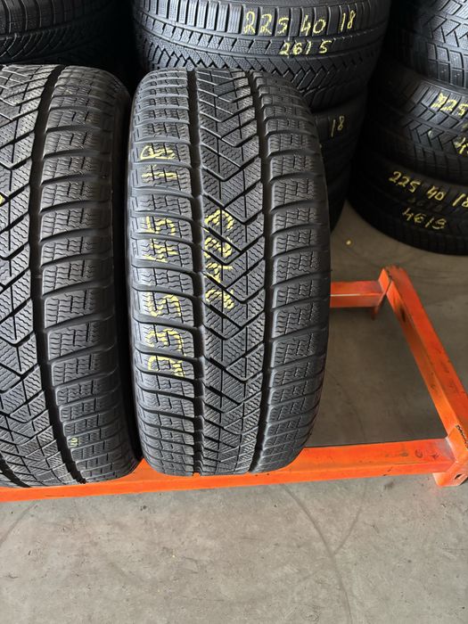 Anvelope Iarna 235/45/18 Pirelli SottoZero 3 235 45 18 R18