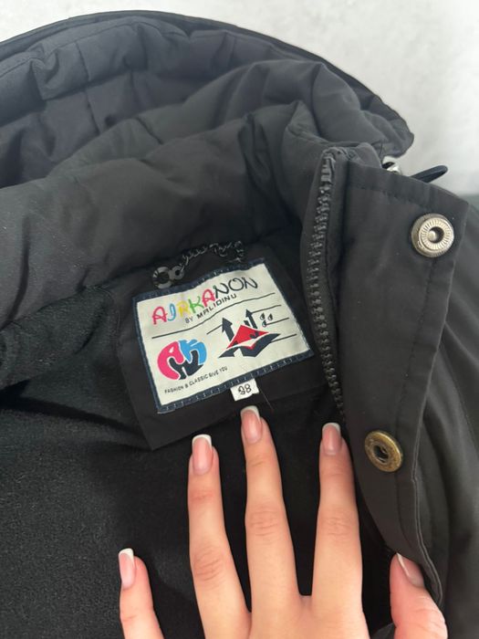 Продам куртку для мальчика на 4-5 лет