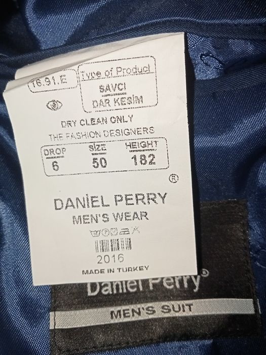 Costum elegant Daniel Perry