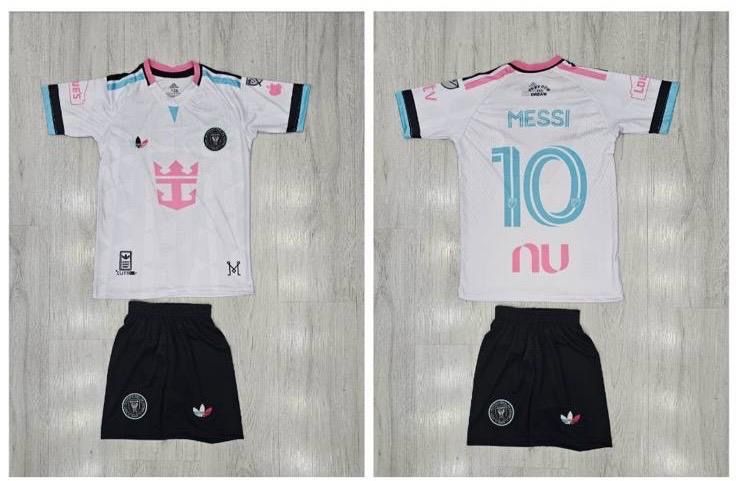 Echipamente de fotbal pentru copii