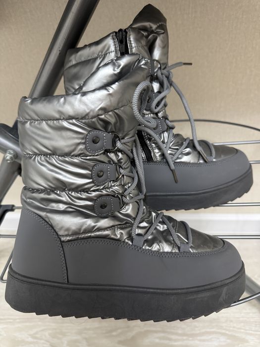 Дутиги женский продам