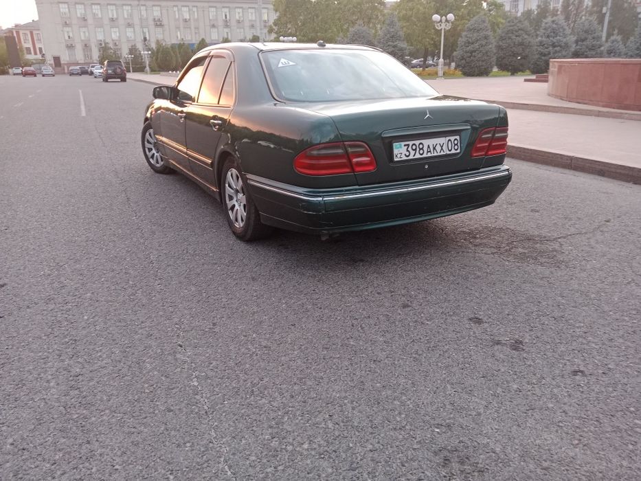 Мерседес сатылады