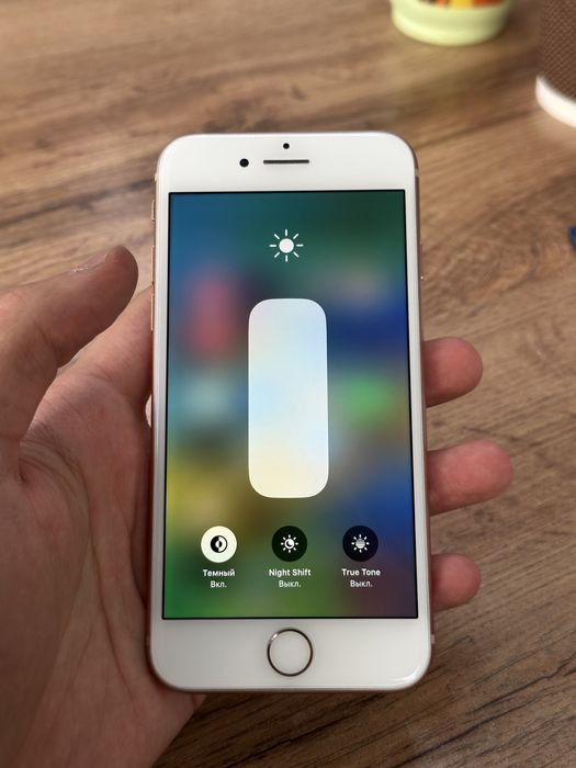 iPhone 8 64gb (Золотистый)