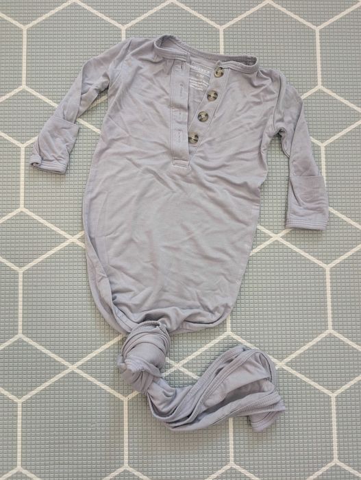 Baby gown - Бебешки тоалет 0-3 месеца