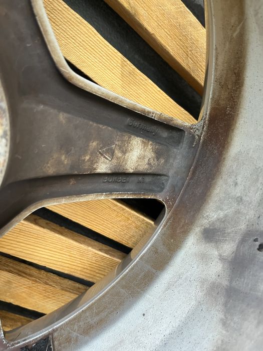 Апаллон R18 Разноширокие AMG
