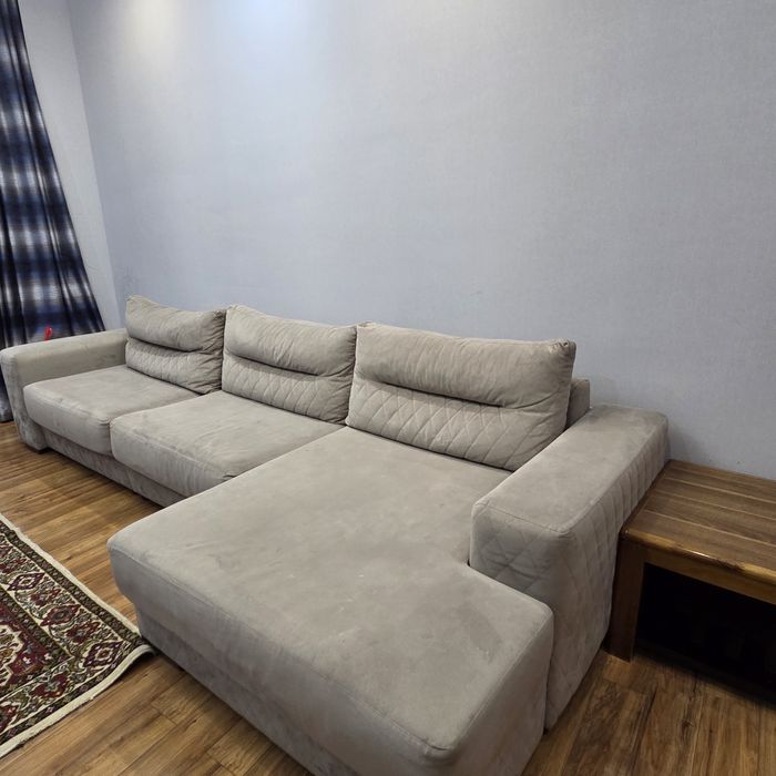 Продам диван, длина 3,20