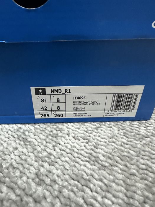 кроссовки adidas