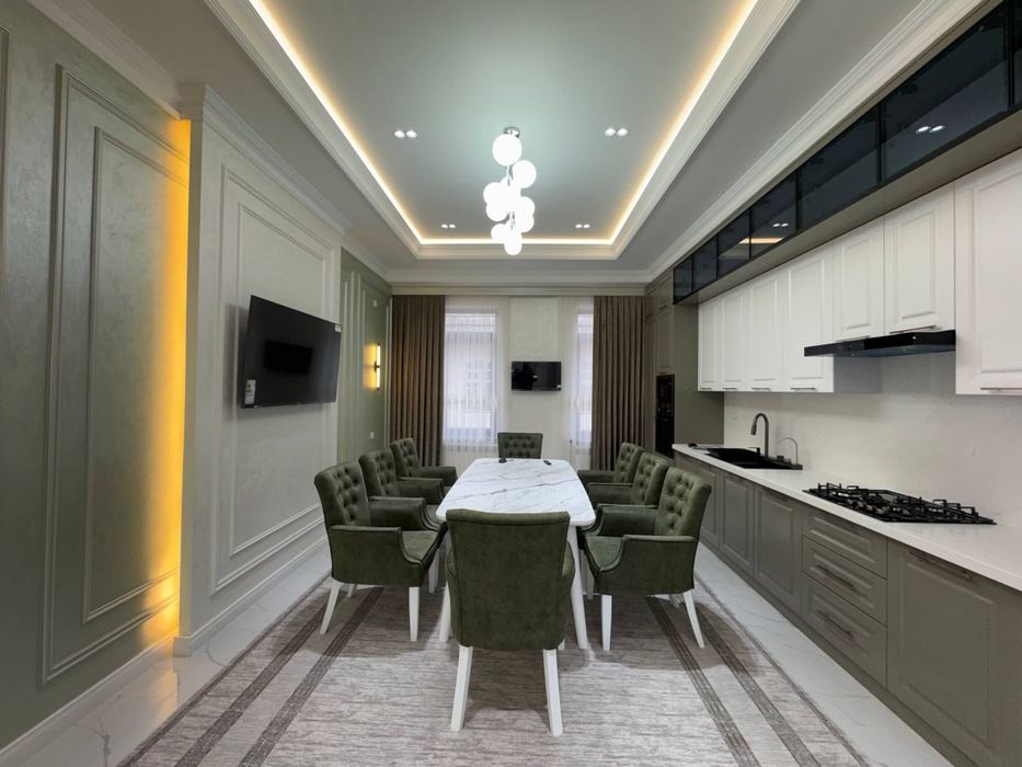 Продаётся шикарный дом по адресу Бусыгина заходи и живи