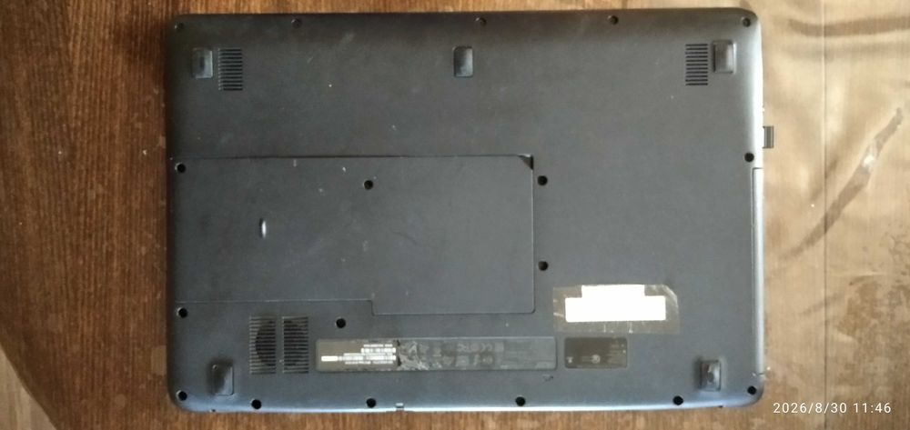 Продавам лаптоп Acer Aspire ES1-532G-C7XV