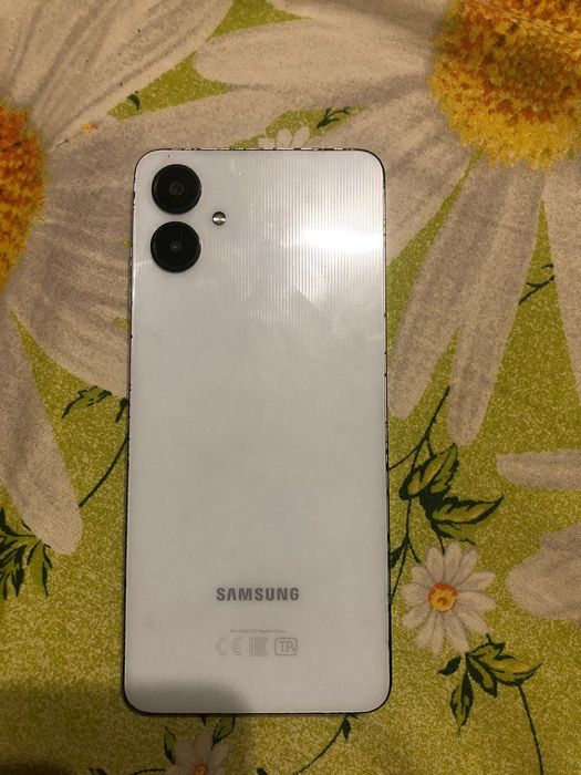 Продам телефон самсунг галакси А06