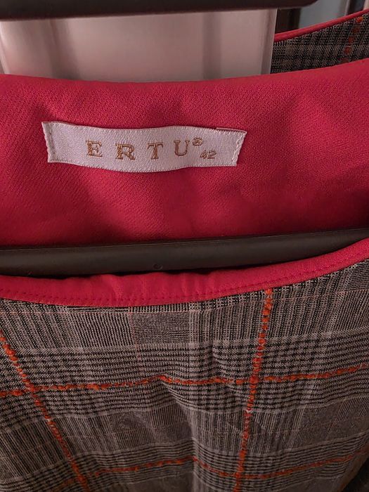 Платье ERTU р.46 серая клетка