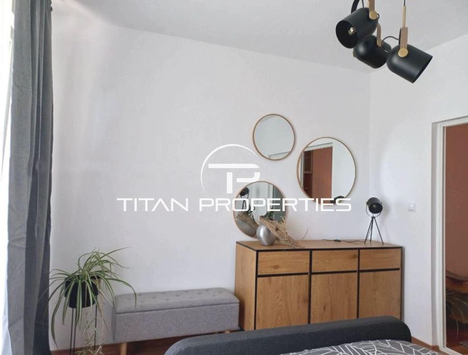 Дава се под наем Тристаен апартамент в Варна, Център - 60 кв.м за 550 € - Снимка #6