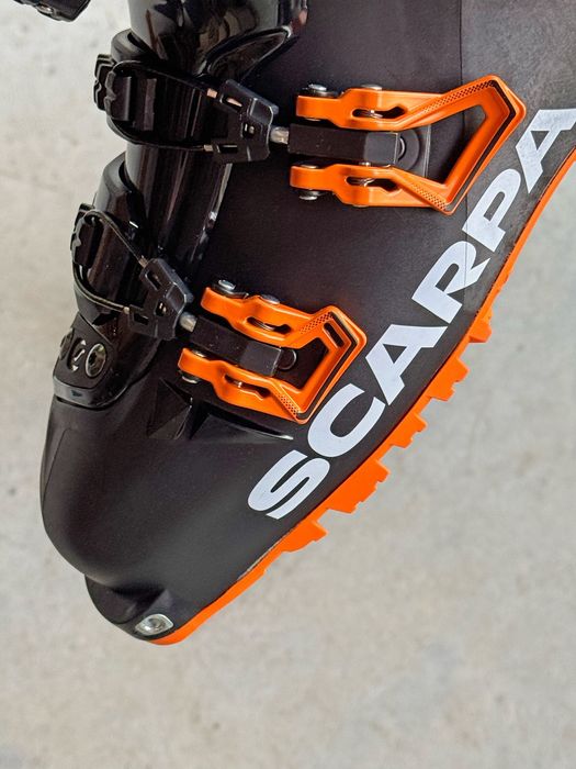 Продават се ски Faction Agent 3 (2024) и обувки Scarpa 4 Quattro SL