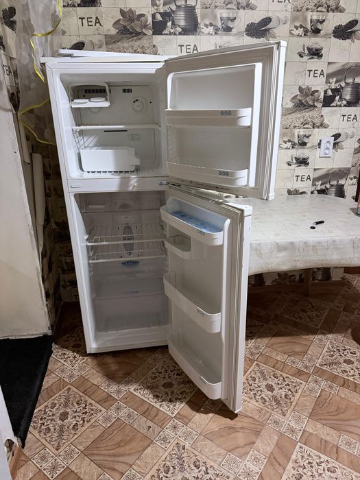 Продается холодильник