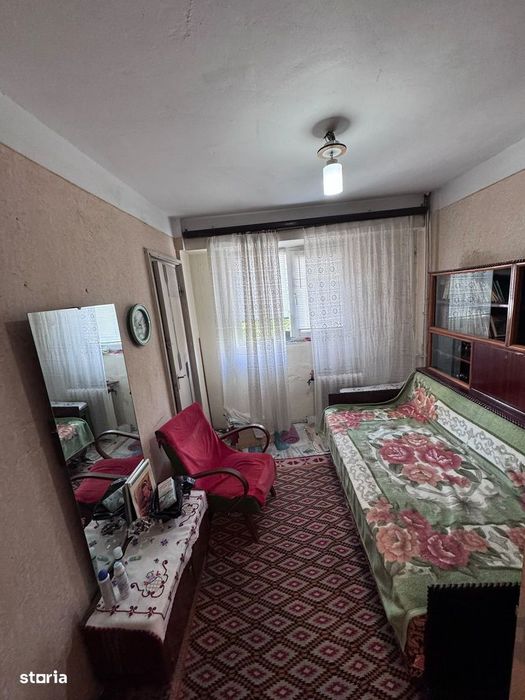Apartament 3 camere de vânzare – Zona Pieței Centrale