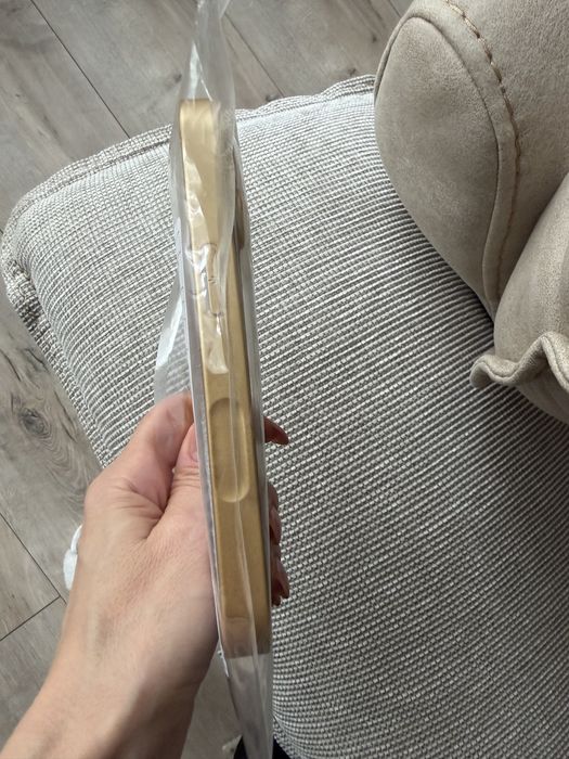 Чисто нов кейс за Айфон 17 про