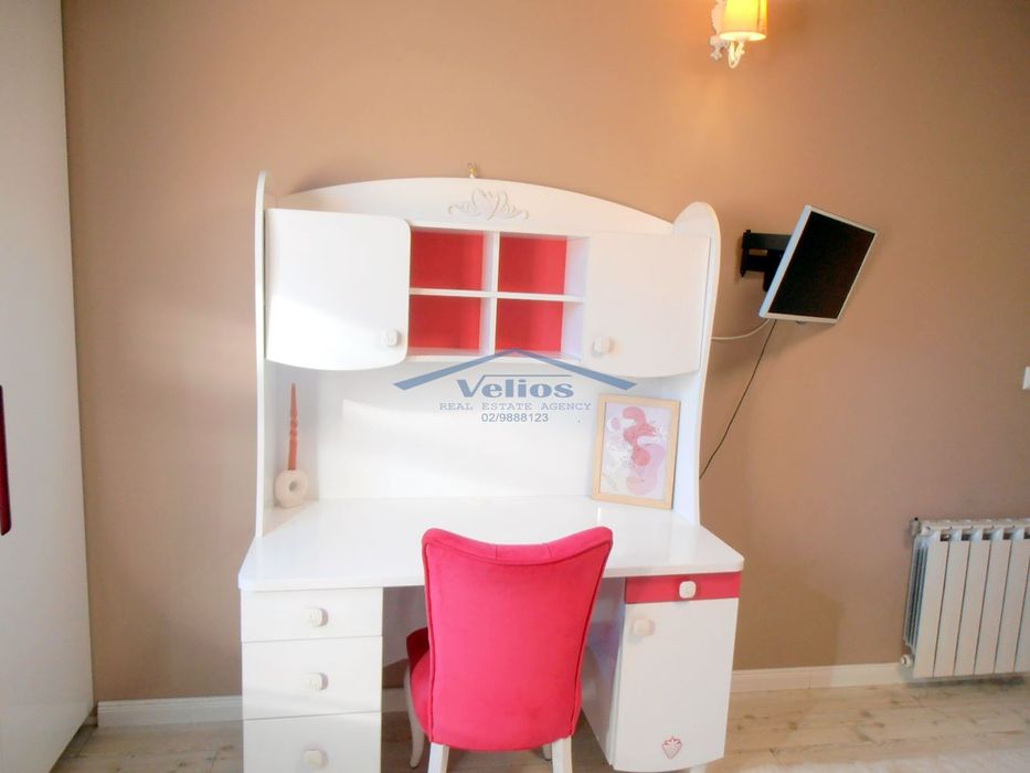 Дава под наем мезонет с 3 спални в гр. София , Оборище.