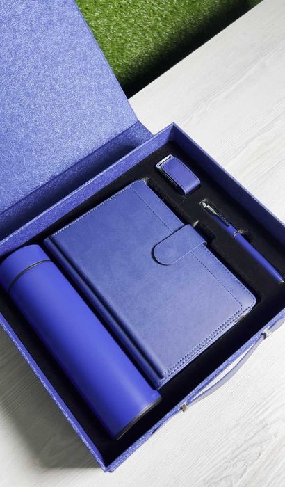 Подарочные Наборы под Заказ | Корпоративные подарки