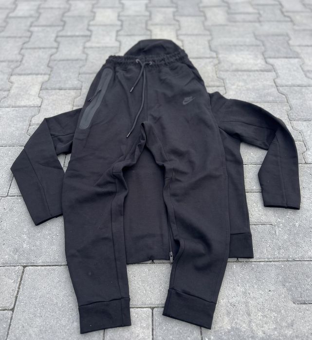Trening Nike Tech Negru