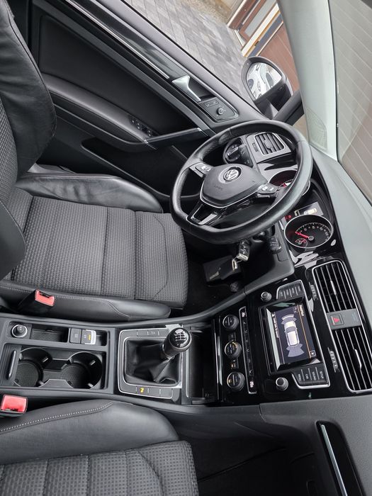 Vw GOLF 7 an 2014 posibilitatea rate trasport gratuit