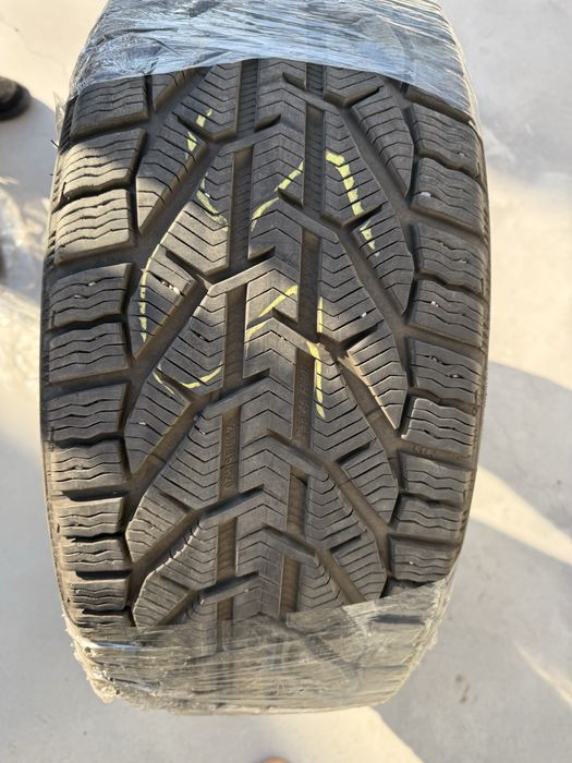 Set 4 anvelope iarna