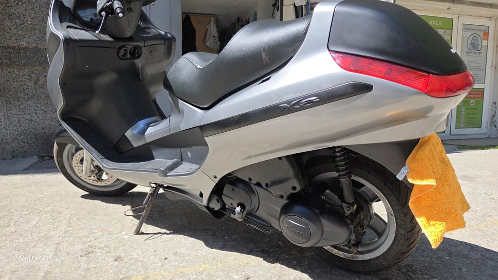 Piaggio x8 125 кубика