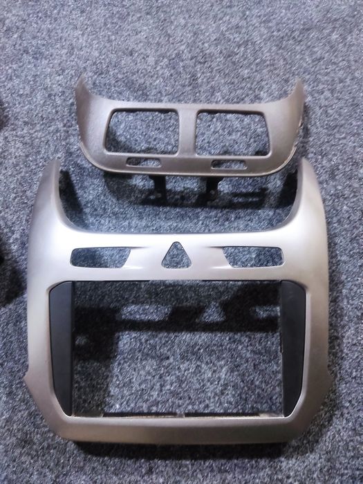 Cobalt magnitafon ramkalari bilan birga