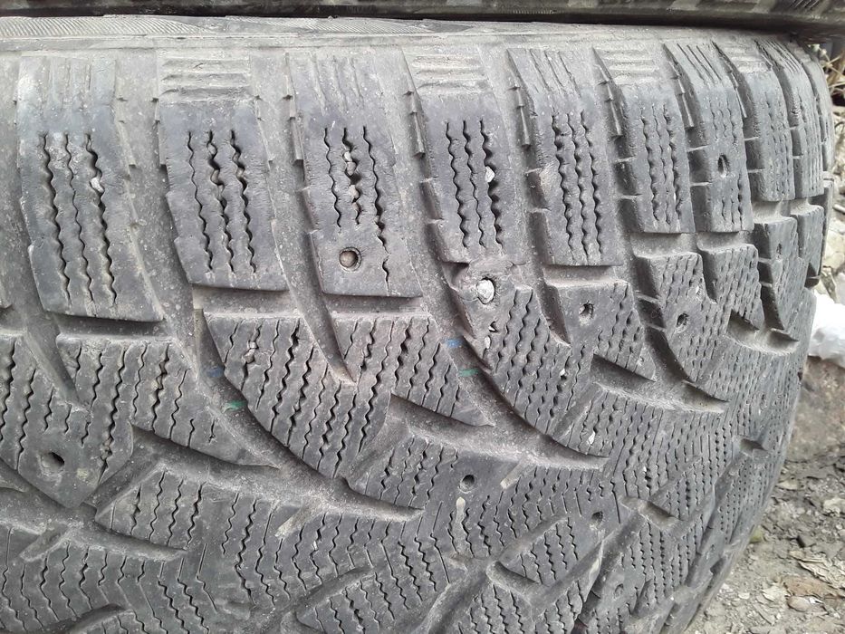 Продам шины TOYO зимние