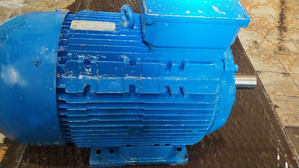 Продать электродвигатели