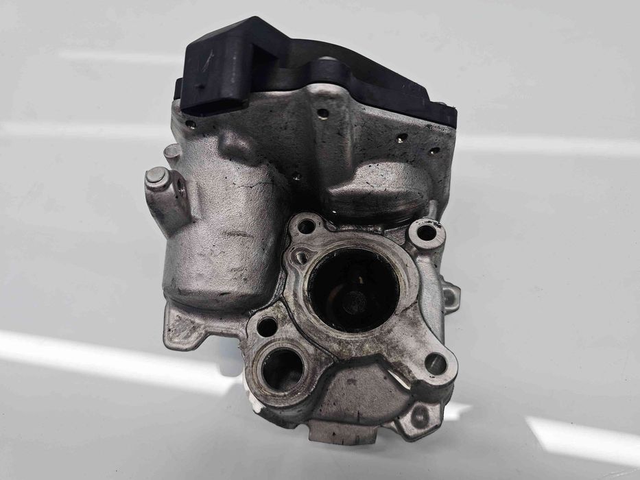 Supapa EGR  Mercedes Clasa E (W212) [Fabr 2009-2016] A6511400460Q01 2.