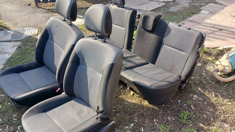 Сиденья рено дастер комплект