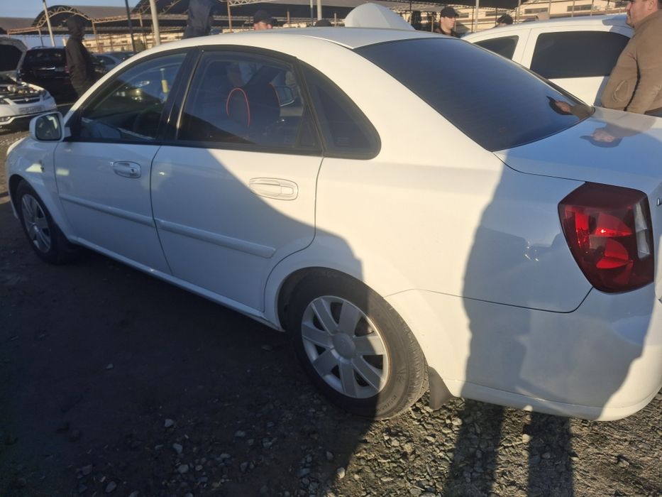 Jentra aftamat bez luyk aftamat