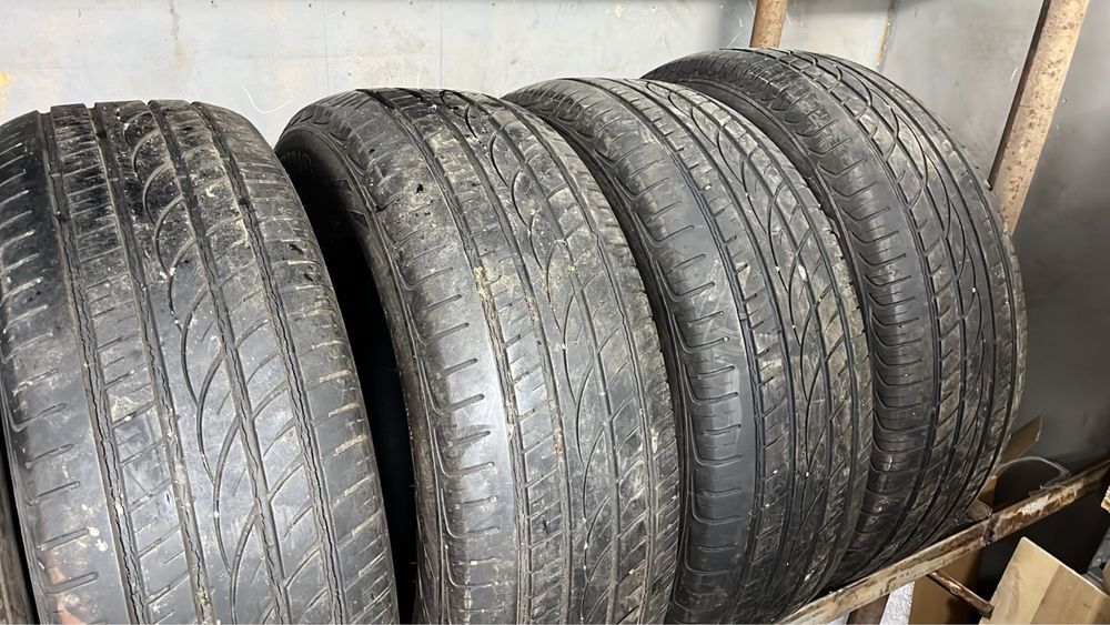 Продам резину 245/65/17