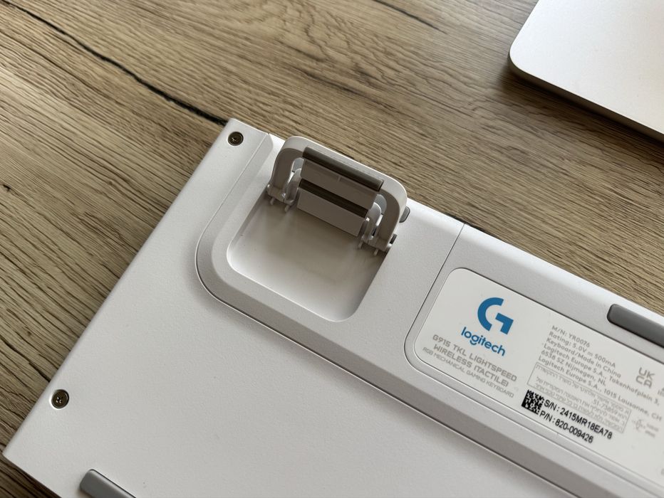 Геймърска клавиатура Logitech G915 X LIGHTSPEED