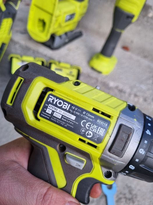 Set 4 scule Ryobi