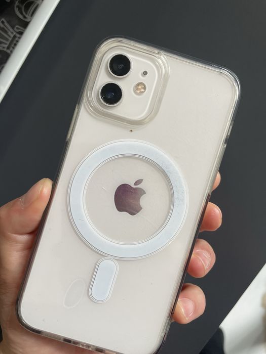 iPhone 12 white -128 GB
