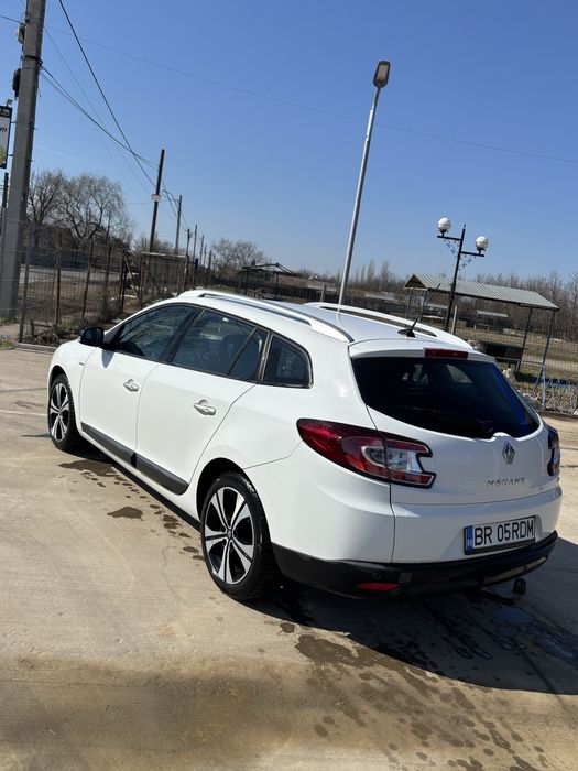 VAND URGENT!  Renault Megane III,2012 1.4 tce 131 cp