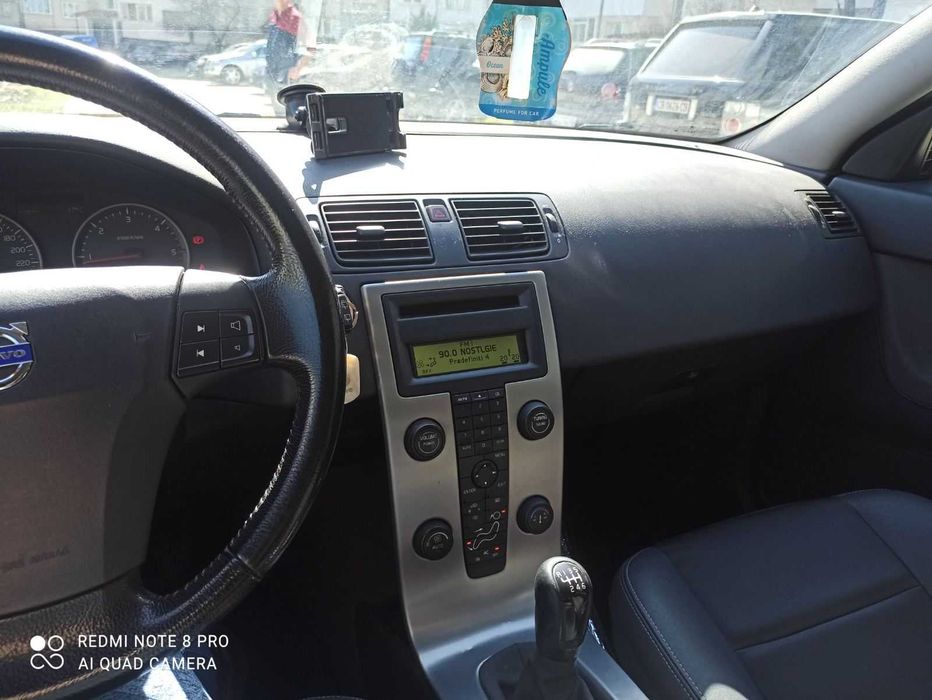 Автомобил/ Кола Волво V50