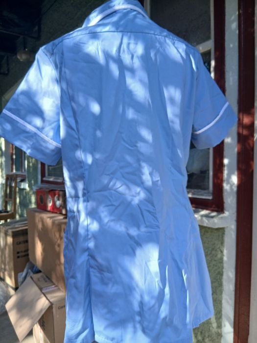 Uniforme asistente