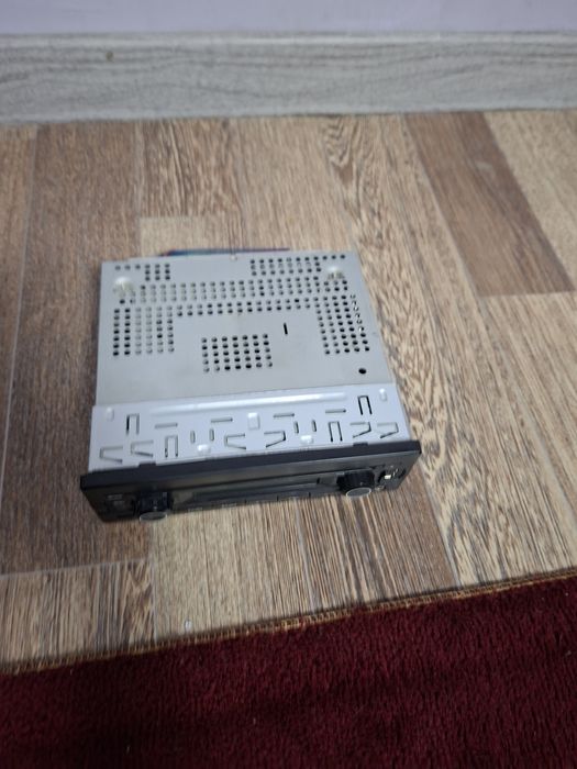 Продаётся автомагнитола