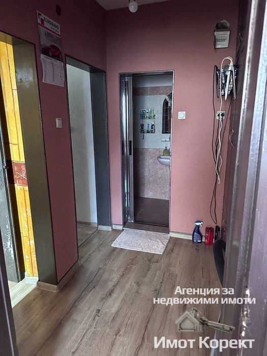 Продава се Четиристаен апартамент в Асеновград - 85 кв.м за 1236 €/кв.м - Снимка #11
