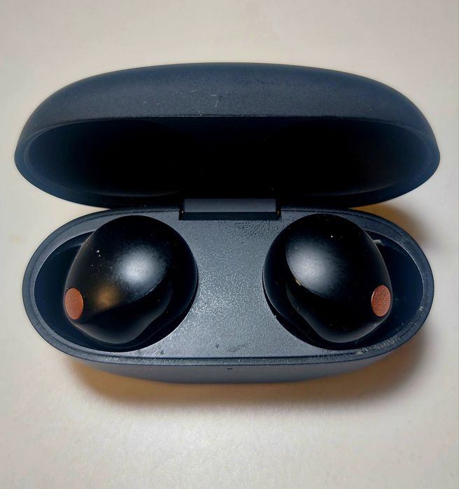 Наушники Sony WF-1000XM5.