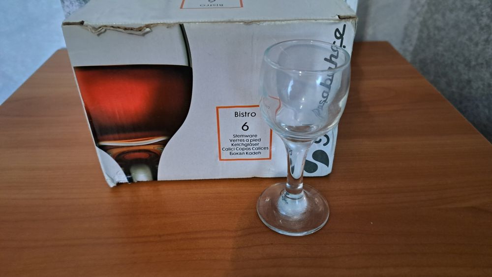 Продам рюмки набор