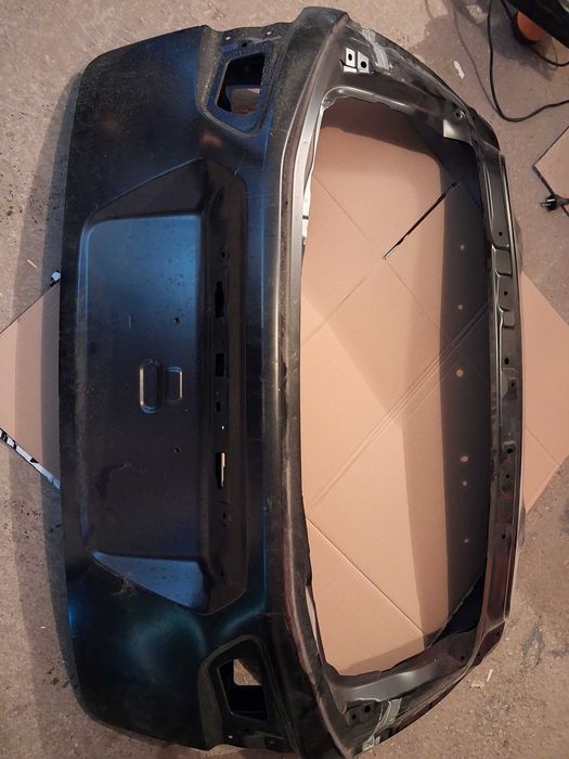 Крышка багажника subaru xv, crosstrek