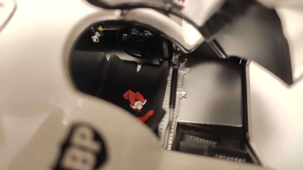 Macheta 1:18 Porsche 956 L American 1985 – 1/18 Minichamps