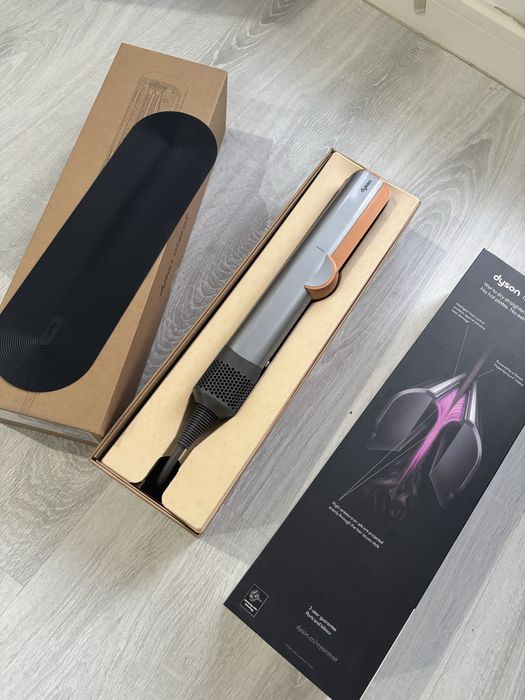 Dyson Airstrait (Cu Factura)
