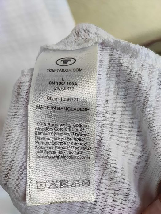 Tricou Tom Tailor alb, model henley cu nasturi, mărimea L, 100% bumbac